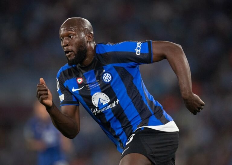 Lukaku recebe proposta de dois anos para jogar no Al-Hilal