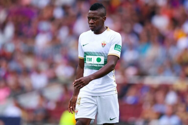 Na mira do Cruzeiro, Palácios não chega a acordo com Elche