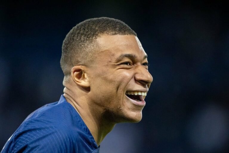 Após reunião entre Emir do Catar e Florentino Pérez, Real Madrid acerta contratação de Mbappé por € 250 milhões