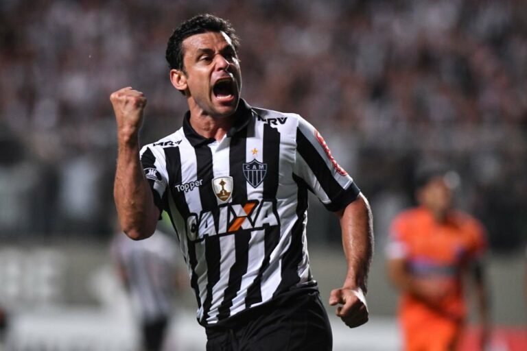 Atlético-MG e Fred acertam acordo judicial e ex-jogador ganha ‘desconto’ em dívida com o clube