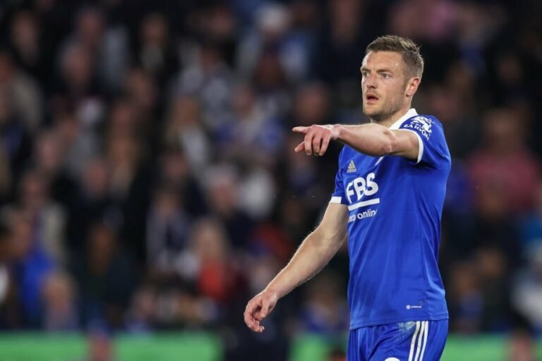 Jamie Vardy, do Leicester, recusa proposta da Arábia Saudita