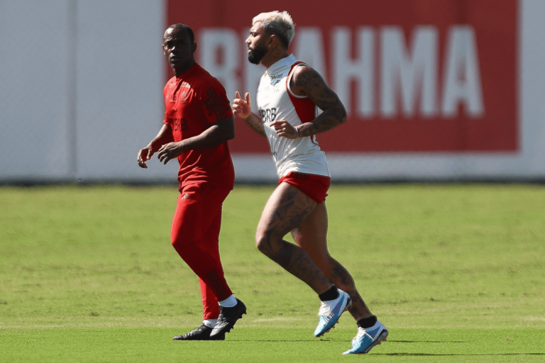 Gabigol segue tratamento de lesão e está fora da partida contra o Racing