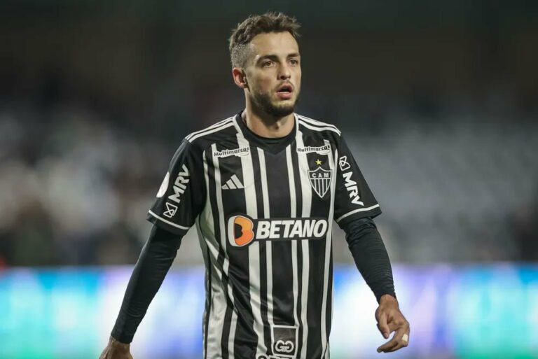 Hyoran comenta demissão de Coudet e chegada de Felipão no Atlético