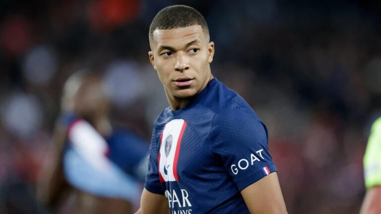 Real Madrid envia primeira proposta ao PSG por Kylian Mbappé, diz jornalista