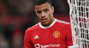 Após polêmicas, Manchester United anuncia reintegração de Mason Greenwood ao elenco