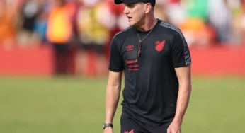 Após saída de Felipão, Paulo Turra não é mais técnico do Athletico Paranaense