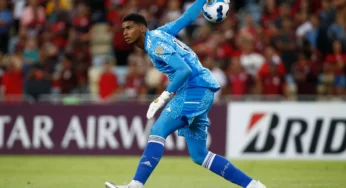 Clube português faz proposta oficial por Hugo Souza, do Flamengo