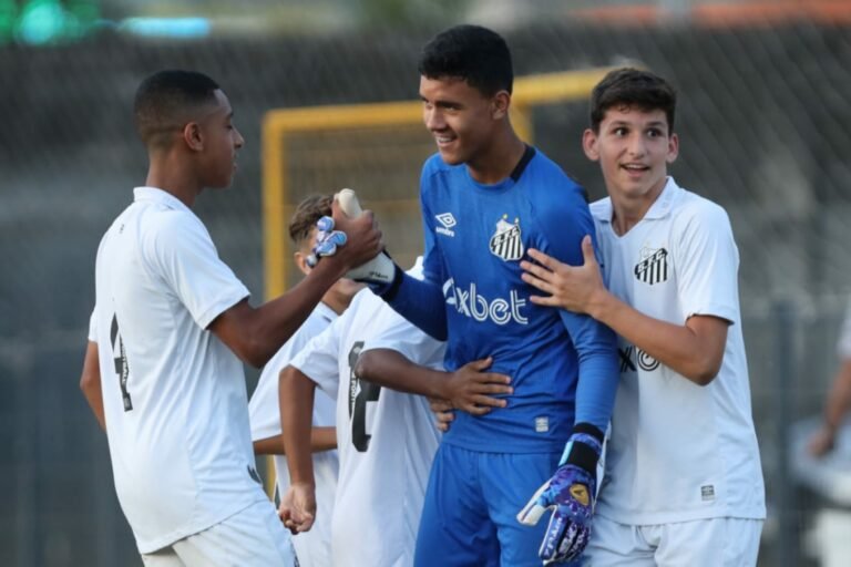 Os destaques do Sub-15 do Santos, foram convocados para a Seleção Brasileira da categoria.
