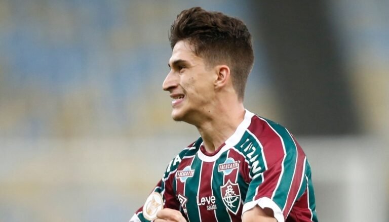 Emprestado pelo Santos, Pirani tem opção de compra fixada no Fluminense