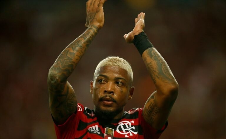 São Paulo acompanha imbróglio entre Flamengo e Marinho, mas não desiste da contratação