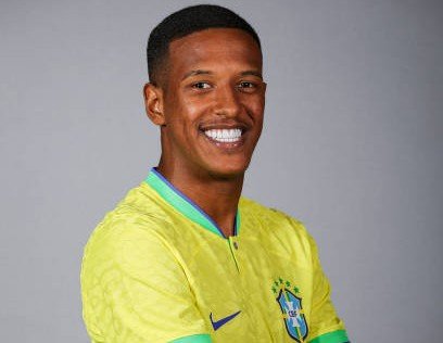 Seleção Brasileira convoca Robert Renan para o lugar de Nino, cortado por lesão