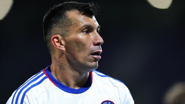 Vasco encaminha contratação de bicampeão da Copa América