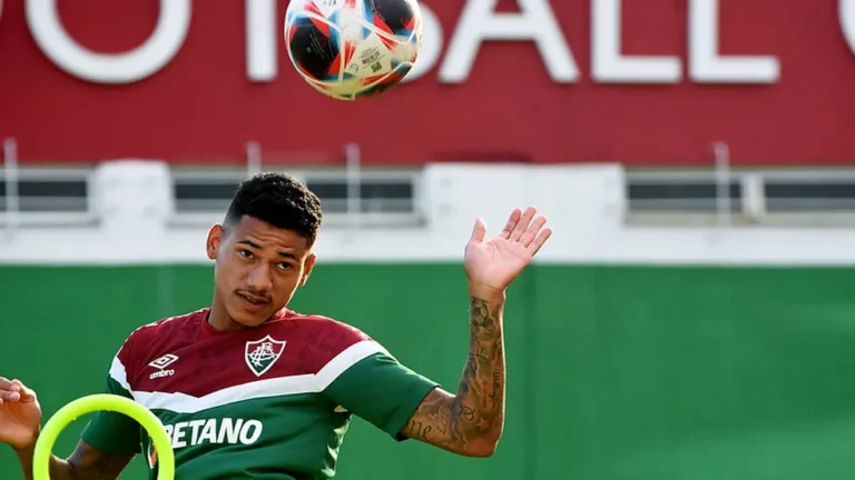 Fluminense aceita antecipar liberação de Marrony ao Midtjylland, da Dinamarca