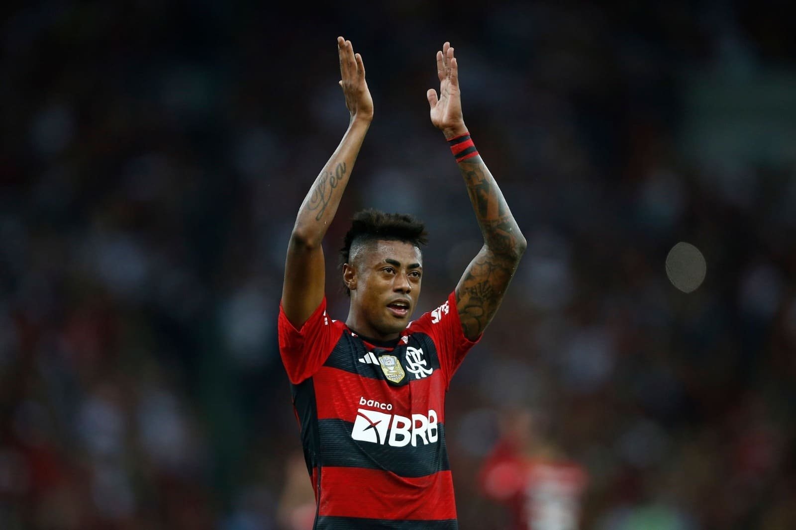 Flamengo demonstra otimismo pela renovação de Bruno Henrique