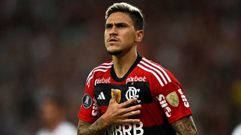 Zenit pede Pedro ao Flamengo em troca pelo volante Wendel, diz site