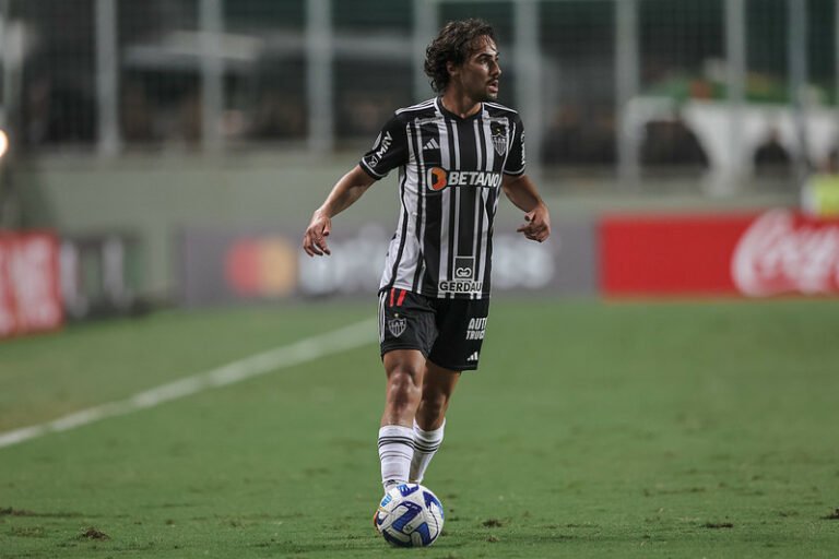 Igor Gomes vê Libertadores como principal objetivo da temporada do Atlético-MG