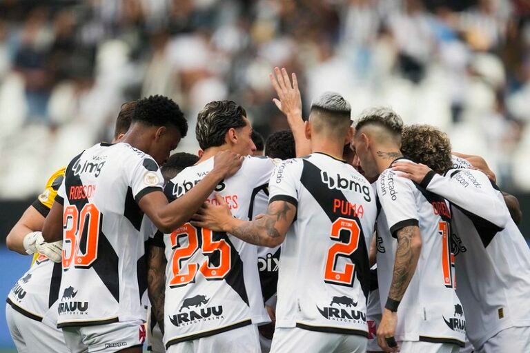 UFMG divulga chance de rebaixamento dos clubes do Brasileirão; Vasco é o favorito à cair