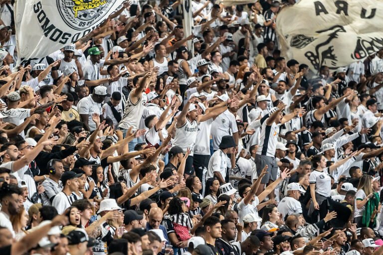 Atlético anuncia venda de ingressos para duelo contra o Fortaleza