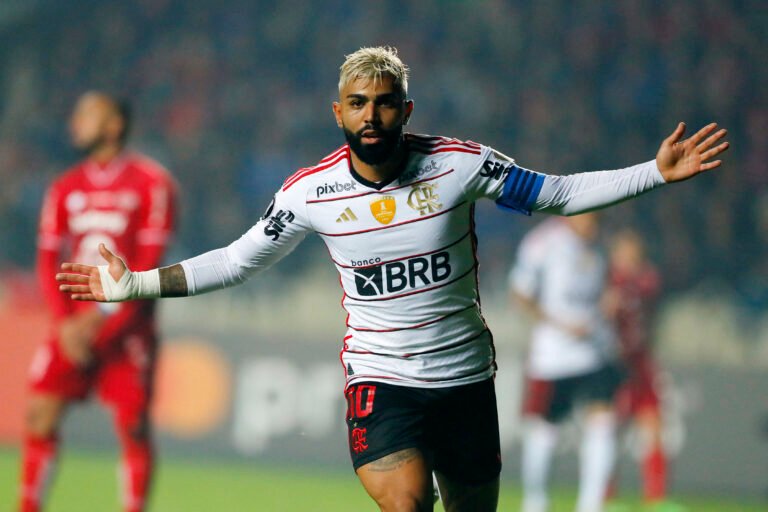 Flamengo inicia conversas para renovação de Gabigol por mais cinco temporadas