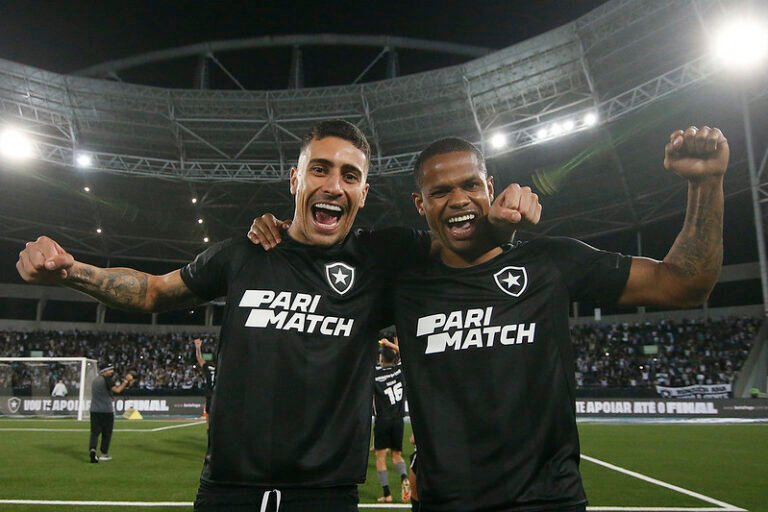 Botafogo tem 82% de chance de ser campeão brasileiro e tem vaga encaminhada para Libertadores 2024