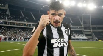 CEO do Botafogo garante que Tiquinho Soares não deixará o clube