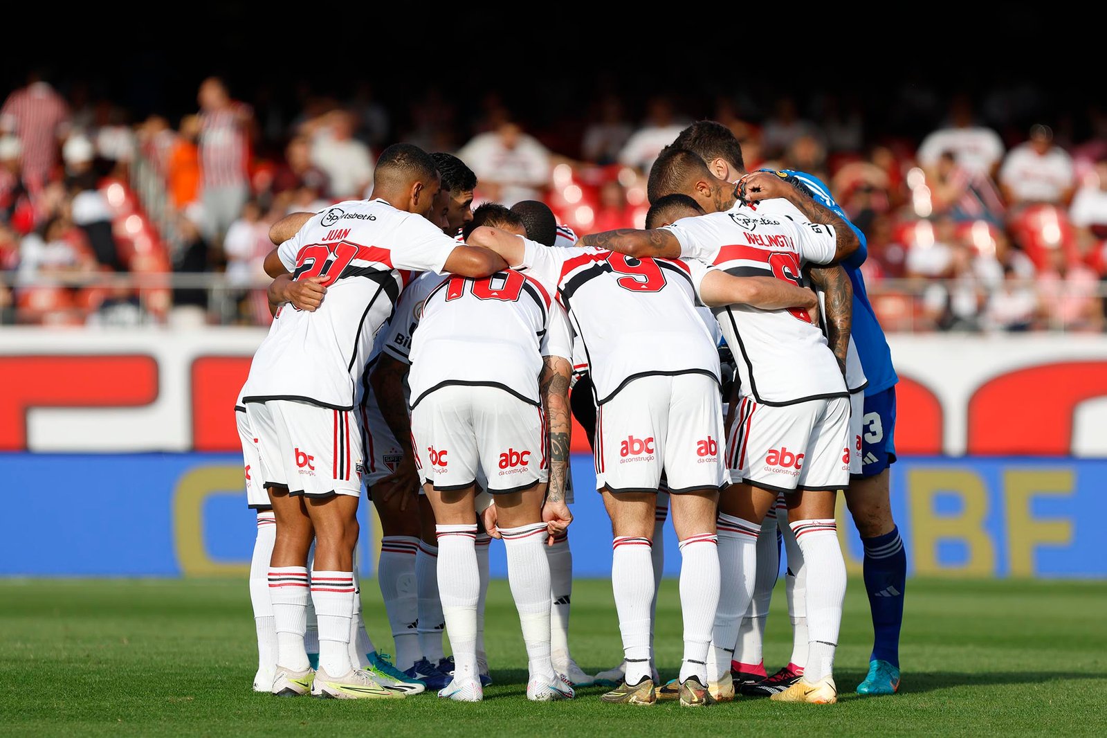 São Paulo de Dorival Júnior atinge a quarta melhor defesa do clube desde que o Campeonato Brasileiro passou a ser disputado no formato de pontos corridos.