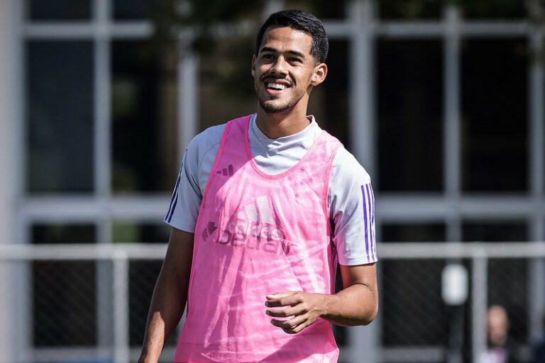 Lucas Oliveira tem lesão confirmada e vira desfalque no Cruzeiro