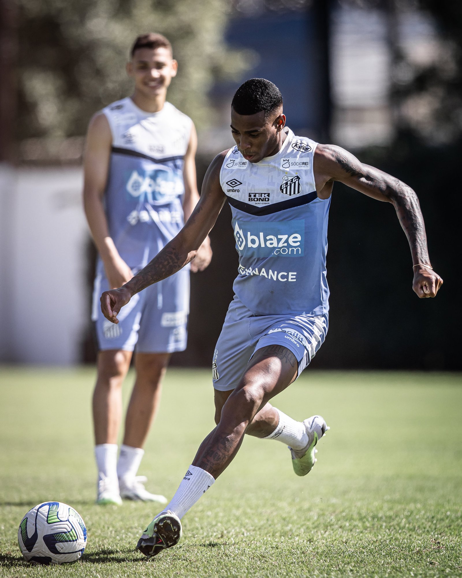 De volta ao Santos, Jean Lucas estreia contra o Botafogo.