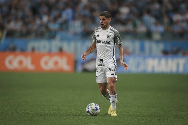 Atlético recebe proposta de € 5 milhões por Rubens, mas descarta novas saídas nesta janela