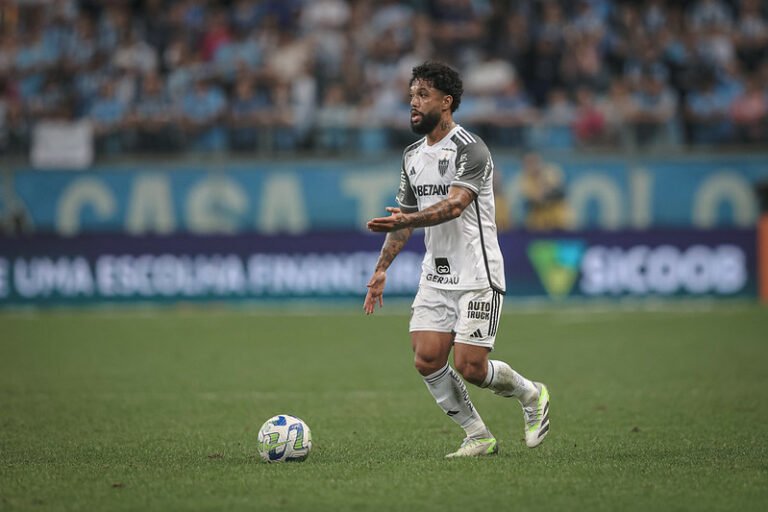 Otávio elege “culpados” pela má fase do Atlético e fala sobre elenco incomodado com jejum