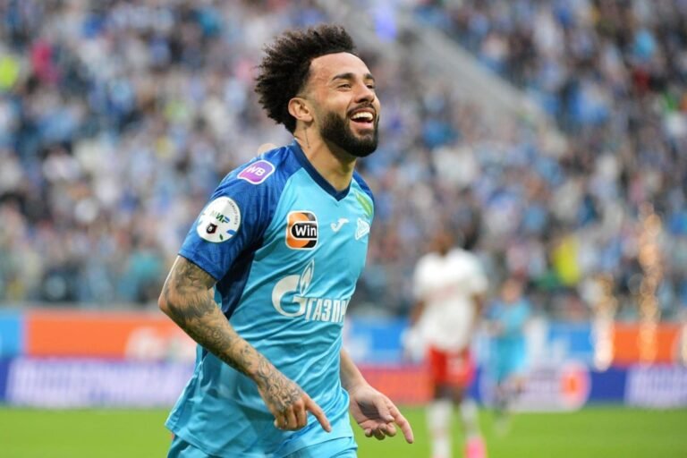 Flamengo envia proposta oficial por Claudinho e mantém otimismo