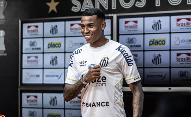 Jean Lucas revela conversas com Flamengo, mas prioridade de acerto com Santos