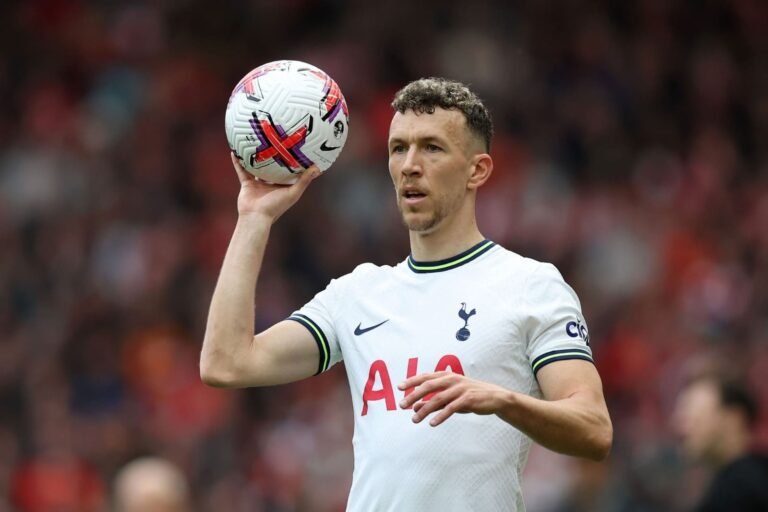 Perisic encaminha saída do Tottenham para destino surpreendente