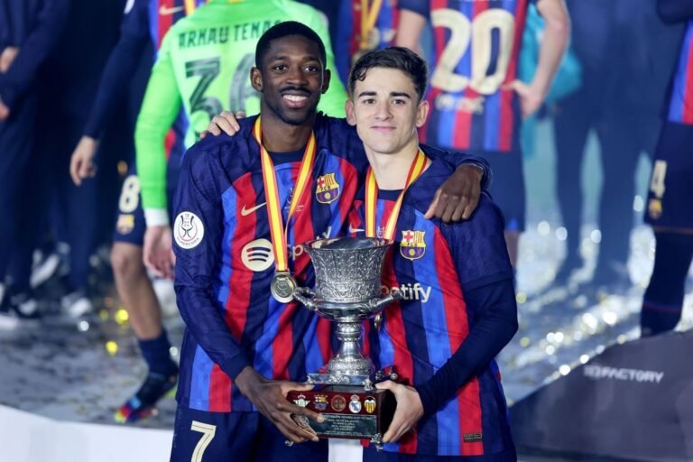 Barcelona ofereceu Dembélé e Gavi ao PSG em troca de Mbappé, diz jornal