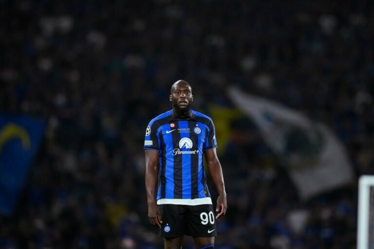 Jogadores da Inter de Milão se irritam e reprovam retorno de Lukaku