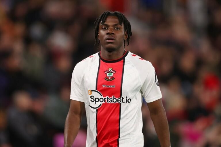 Liverpool faz uma oferta acima de 60 milhões de euros por Romeo Lavia, do Southampton