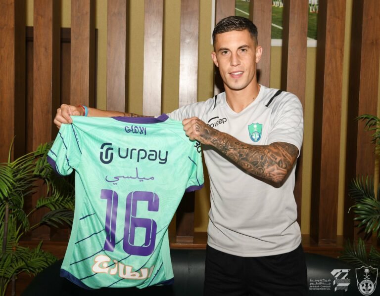 Atlético negocia com Nicolás Milesi, volante uruguaio ex-Al Ahli