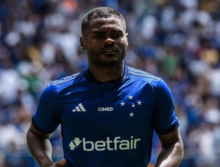 “Difícil até pra dormir”, diz Nikão sobre o momento do Cruzeiro