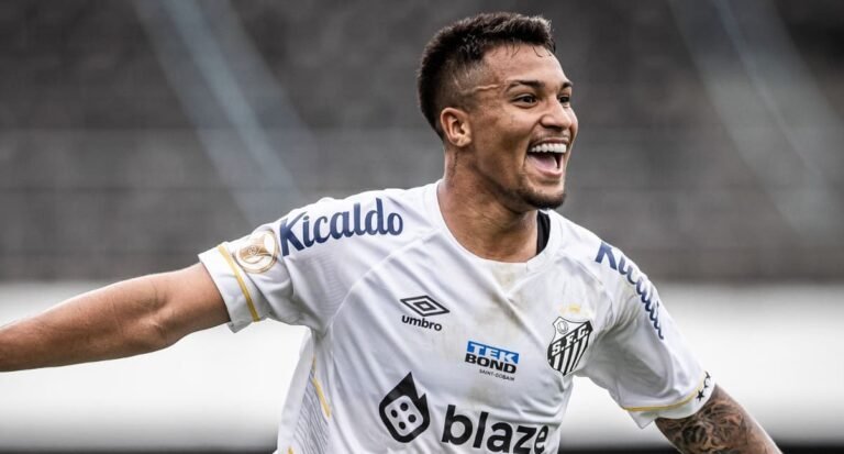 Arsenal monitora situação de Marcos Leonardo, do Santos