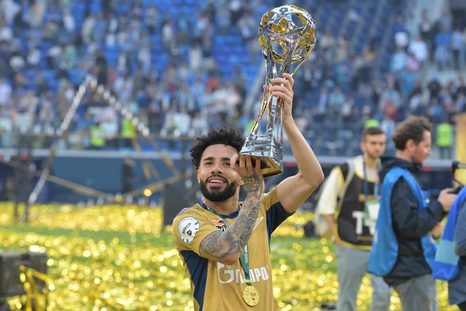 Dirigentes do Flamengo não descartam viagem à Rússia para avançar por Claudinho