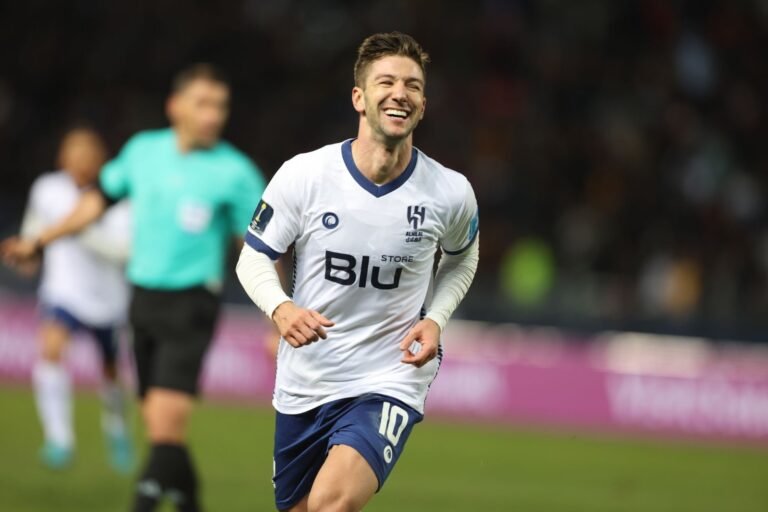 Carrasco do Flamengo no Mundial, Vietto é descartado pelo Santos