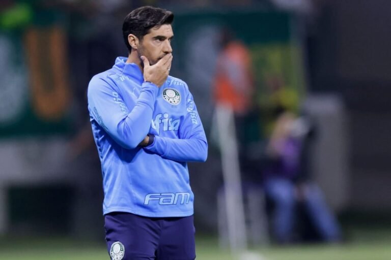 Palmeiras vive momento conturbado em reta decisiva da temporada
