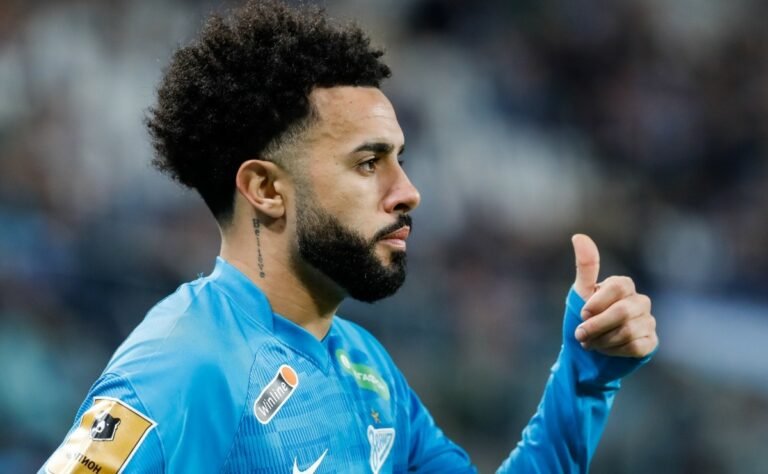 Flamengo envia primeira proposta ao Zenit pelo meia Claudinho