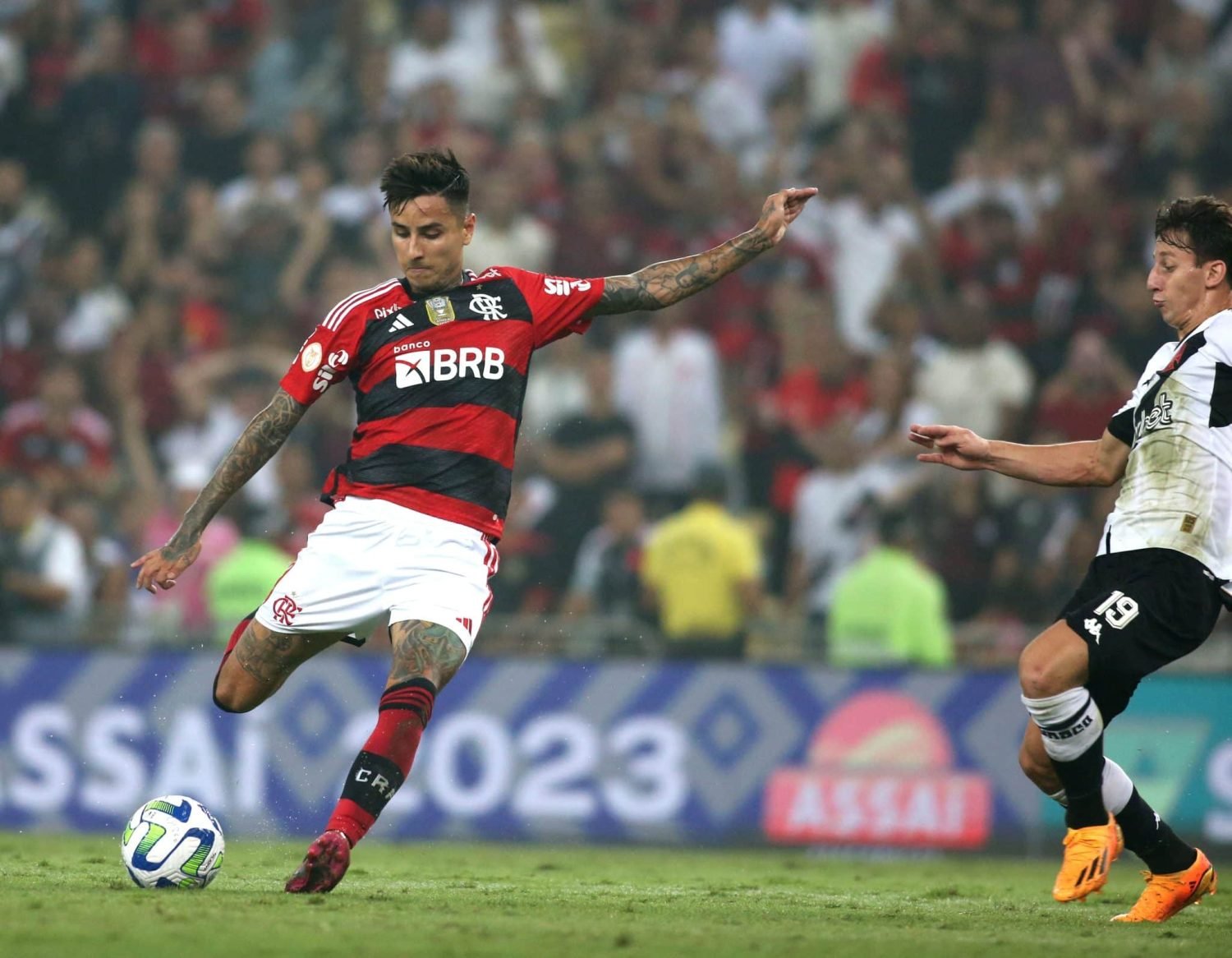 erick-pulgar-vasco-x-flamengo-brasileirao-scaled-e1686086784245