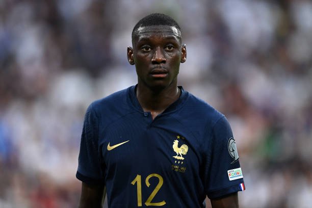 Tottenham monitora contratação de atacante da seleção francesa para substituir Kane