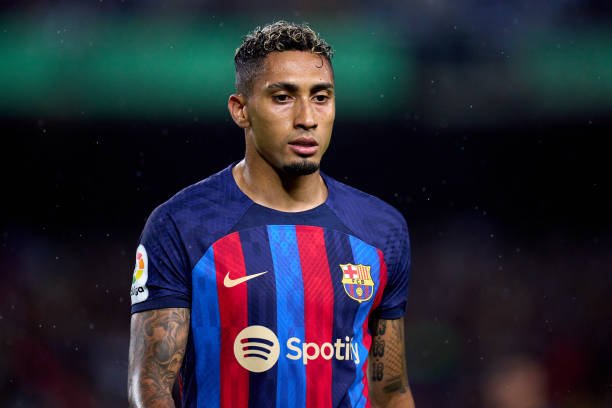 Liga saudita monitora situação do brasileiro Raphinha, do Barcelona