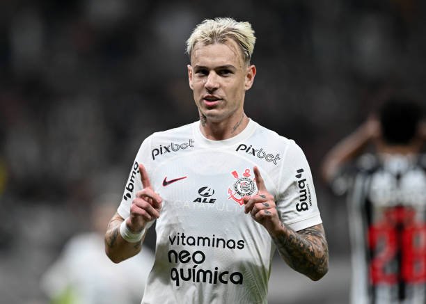 Al Saad, do Catar, é o clube interessado em Roger Guedes