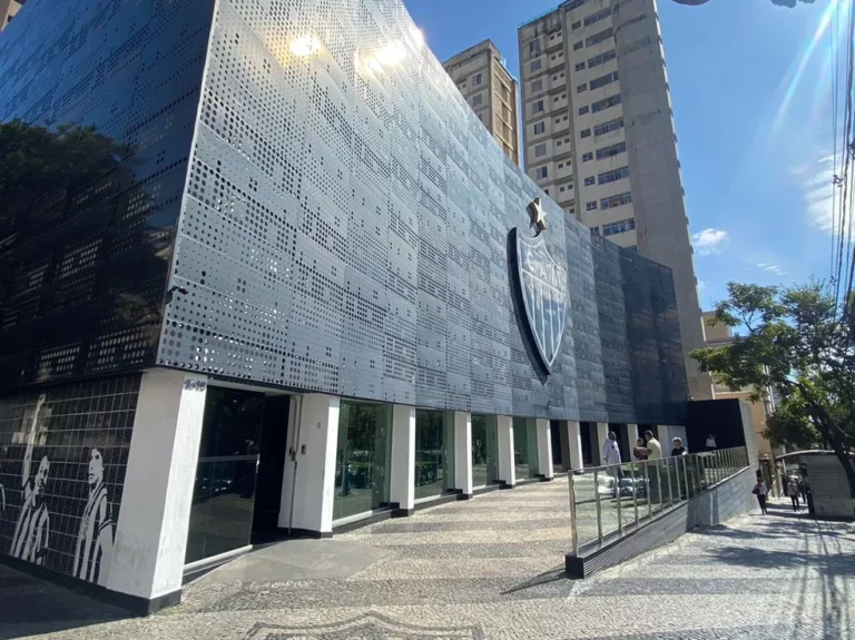 Torcedores do Atlético criam “Manifesto da Massa” contra a SAF e organizam protestos