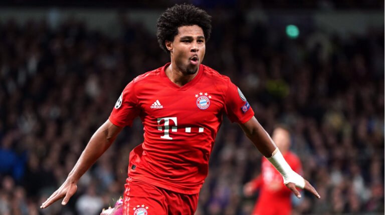 Bayern de Munique reconsidera a venda de Serge Gnabry após melhora no desempenho