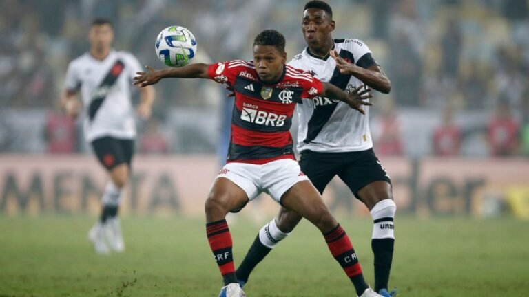 PSG tenta atravessar negociação do Chelsea com Flamengo por Matheus França